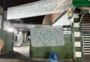 Torcida do Palmeiras faz protesto em frente ao Allianz Parque após eliminação na Copa do Brasil