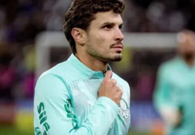 Grêmio prepara oferta milionária por Raphael Veiga do Palmeiras